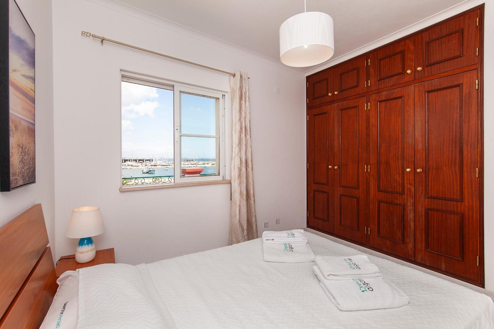 לאגוּ‏ש B37 - City Central Door Apartment מראה חיצוני תמונה